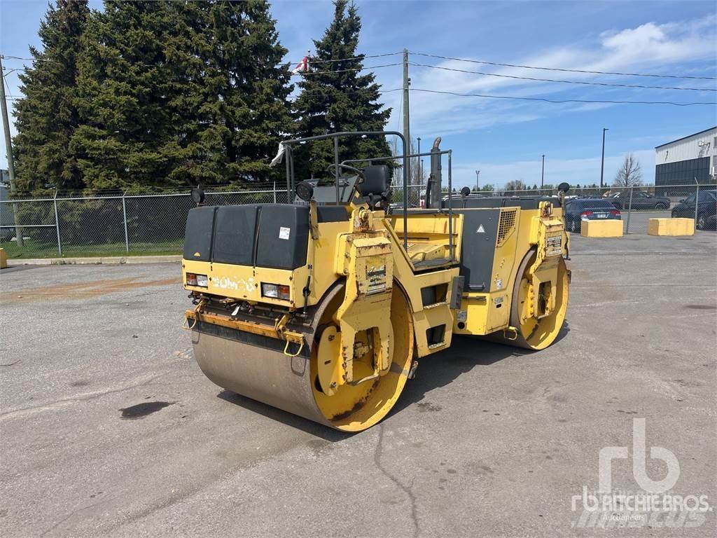 Bomag BW141AD-2 مداحل ثنائية الاسطوانة