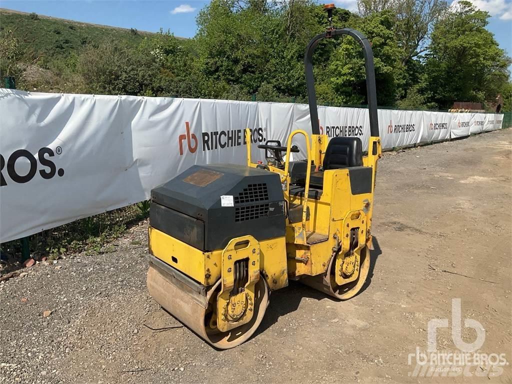 Bomag BW80AD-5 مداحل ثنائية الاسطوانة