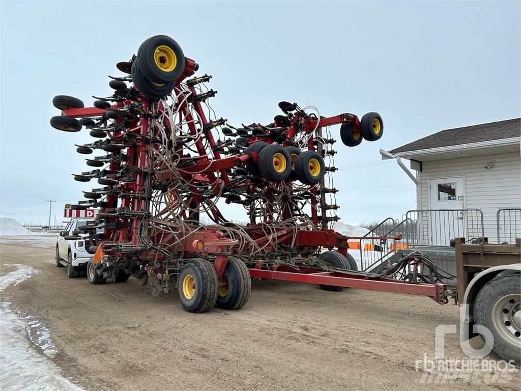 Bourgault 3310 معدات بذر