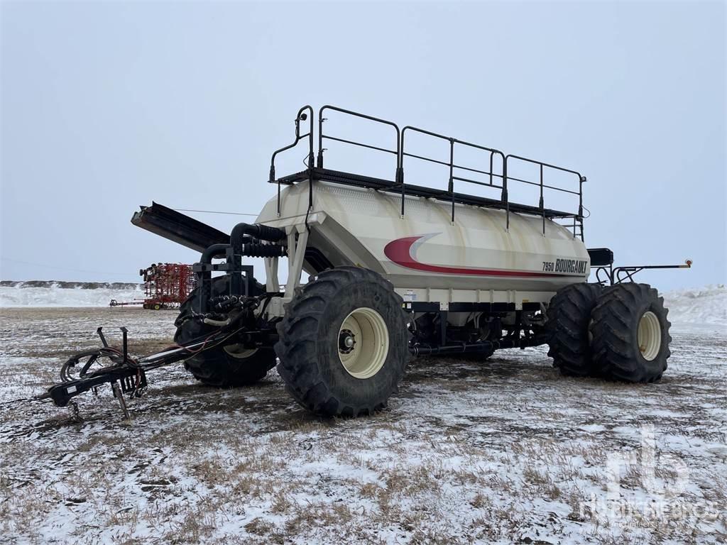 Bourgault 7950 معدات بذر