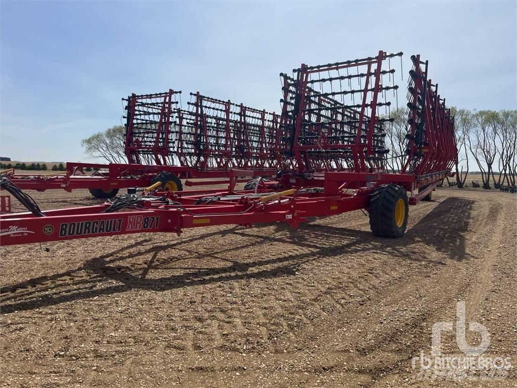 Bourgault XR871 كاسحات