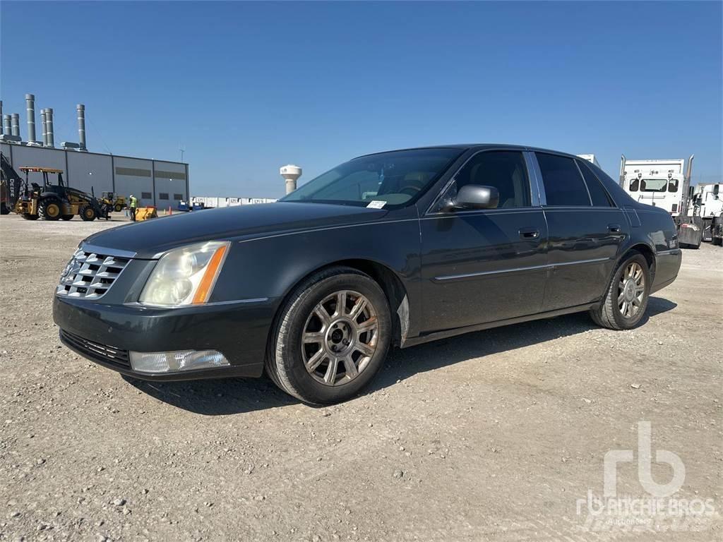 Cadillac DTS سيارات