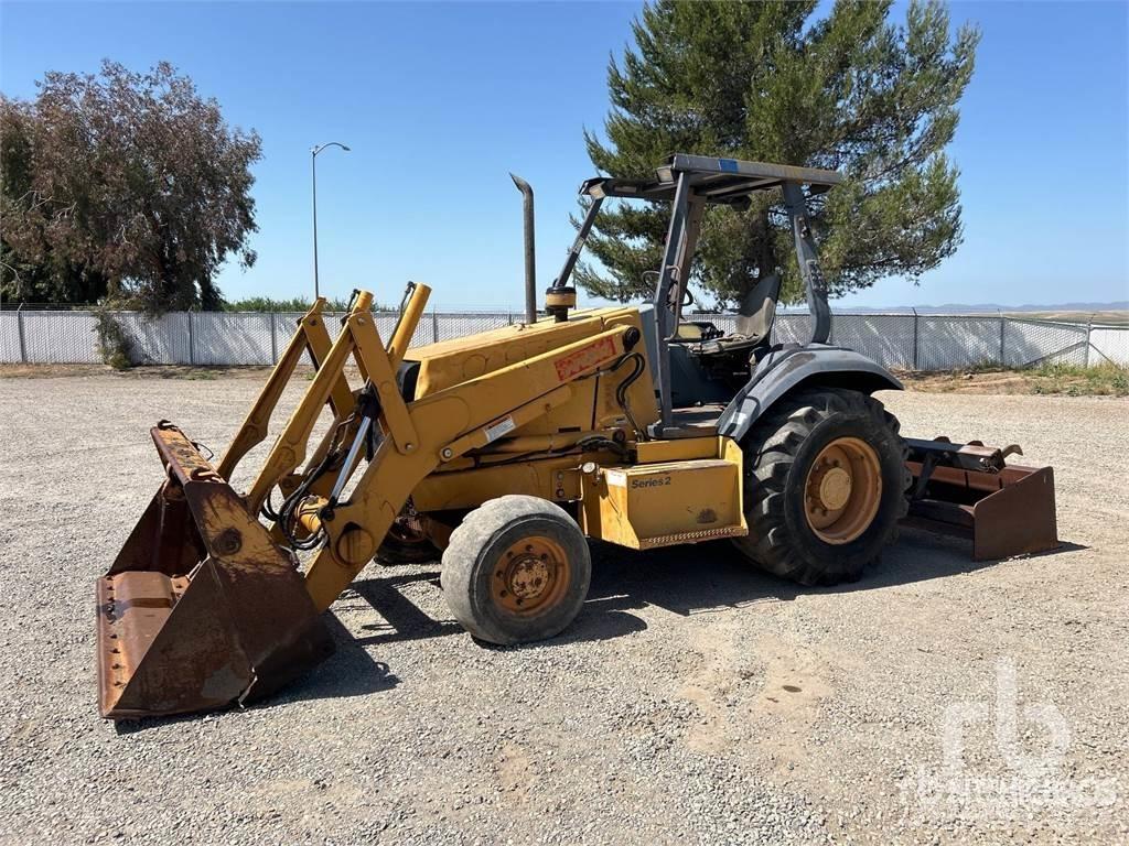 CASE 570L-XT شاحنات لوادر