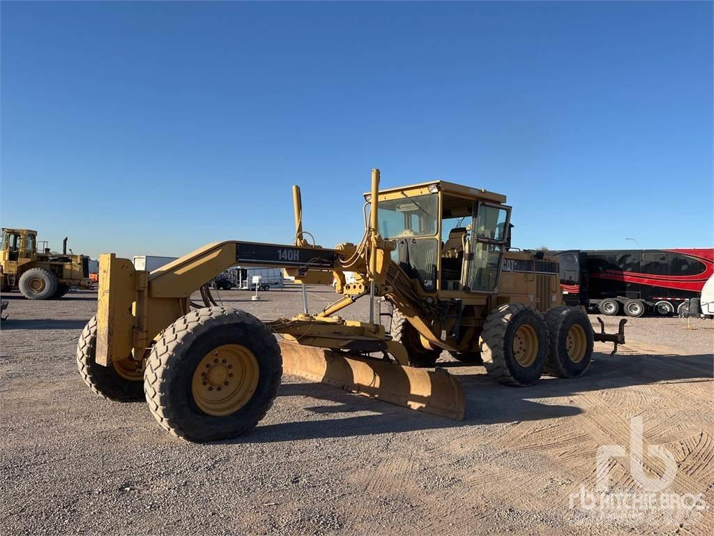 CAT 140 H معدات تمهيد الطرق