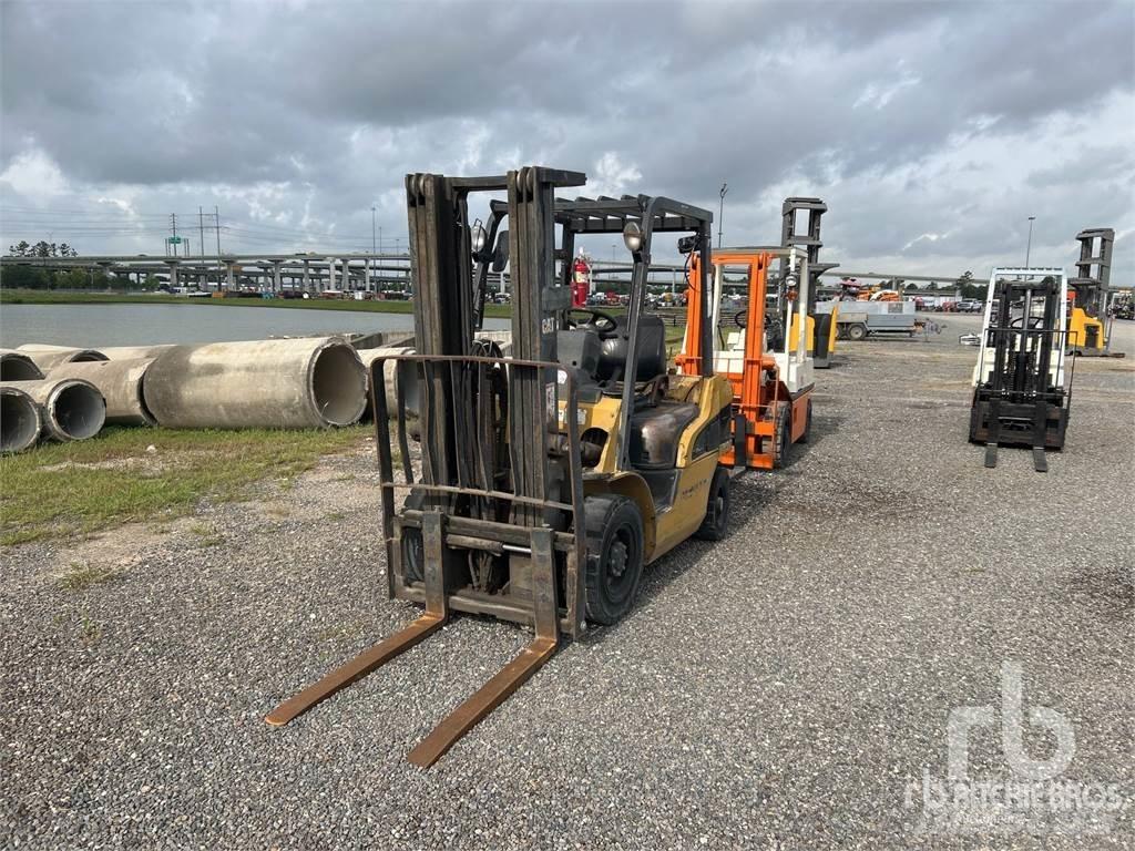 CAT 2PD5000 شاحنات الديزل