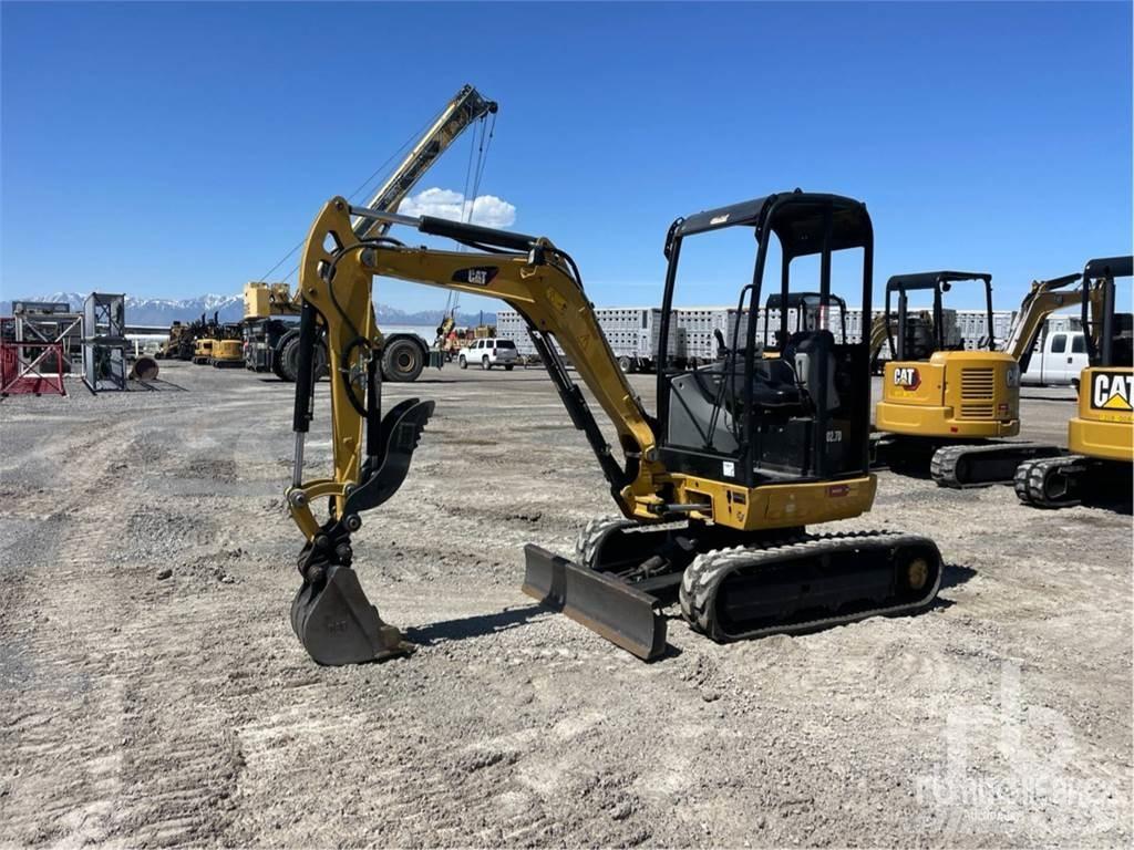 CAT 302.7DC1TH حفارات صغيرة أقل من 7 طن (حفارات صغيرة)