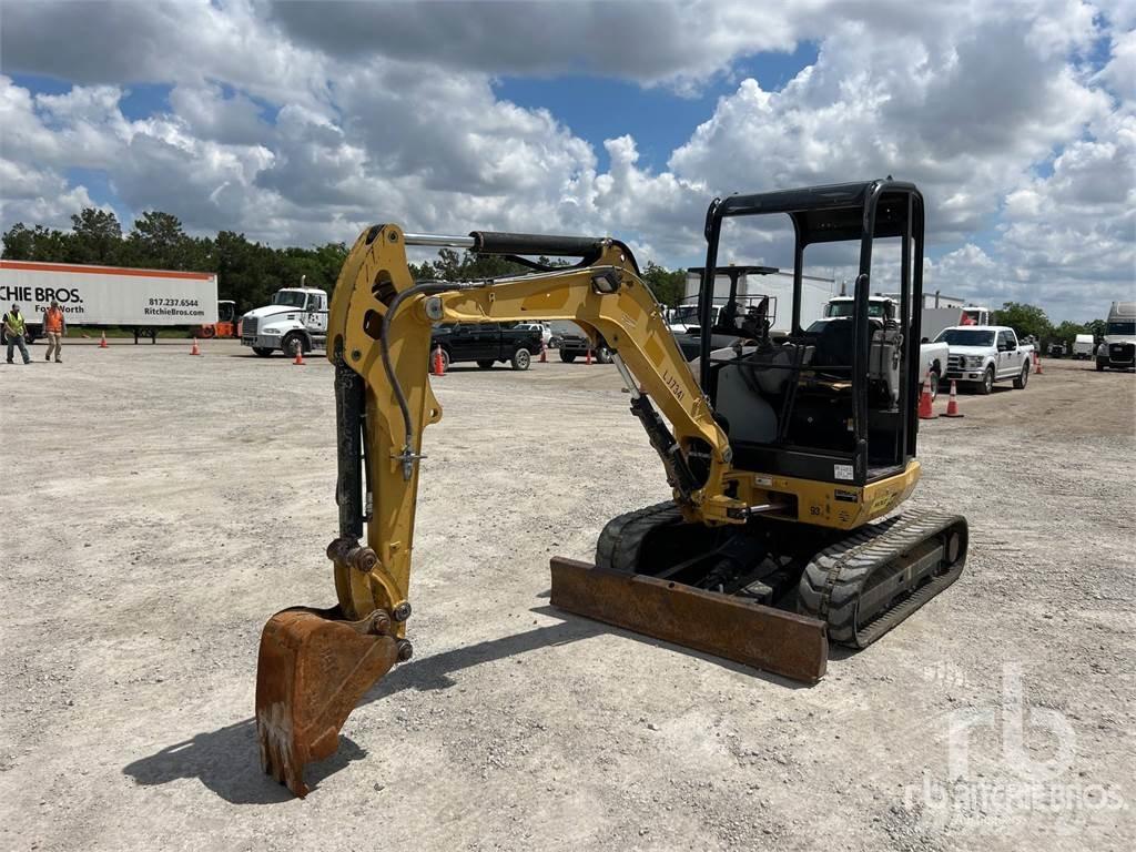 CAT 302.7DCR حفارات صغيرة أقل من 7 طن (حفارات صغيرة)