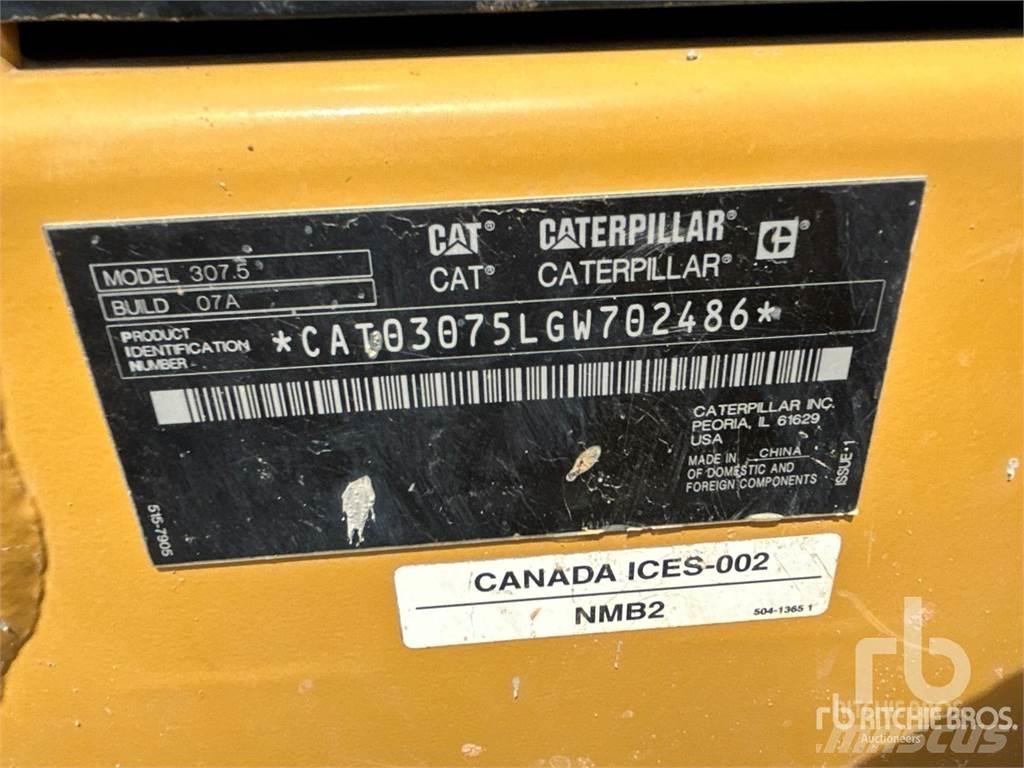 CAT 307.5 حفارات زحافة