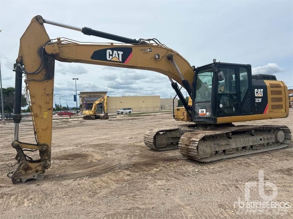 CAT 323F L حفارات زحافة