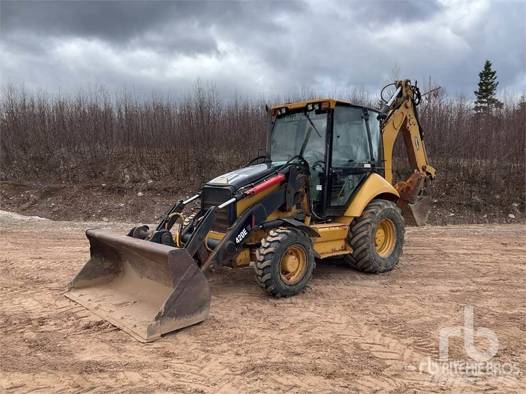 CAT 420E IT لوادر ذات جرافات عكسية