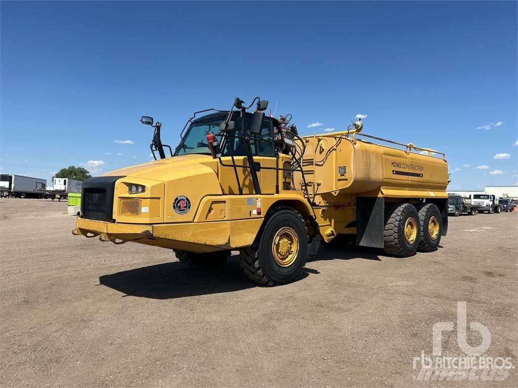 CAT 730C صهاريج مياه