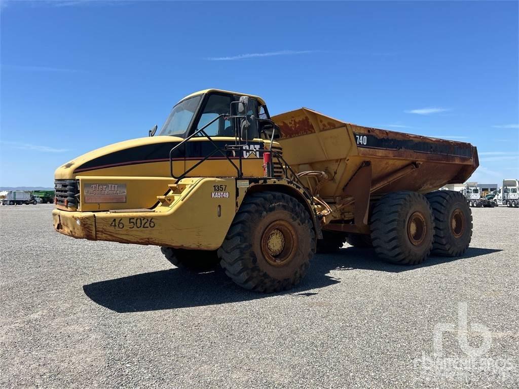 CAT 740 ساحبات مفصلية