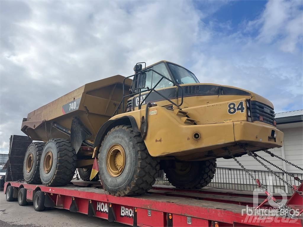 CAT 740 ساحبات مفصلية