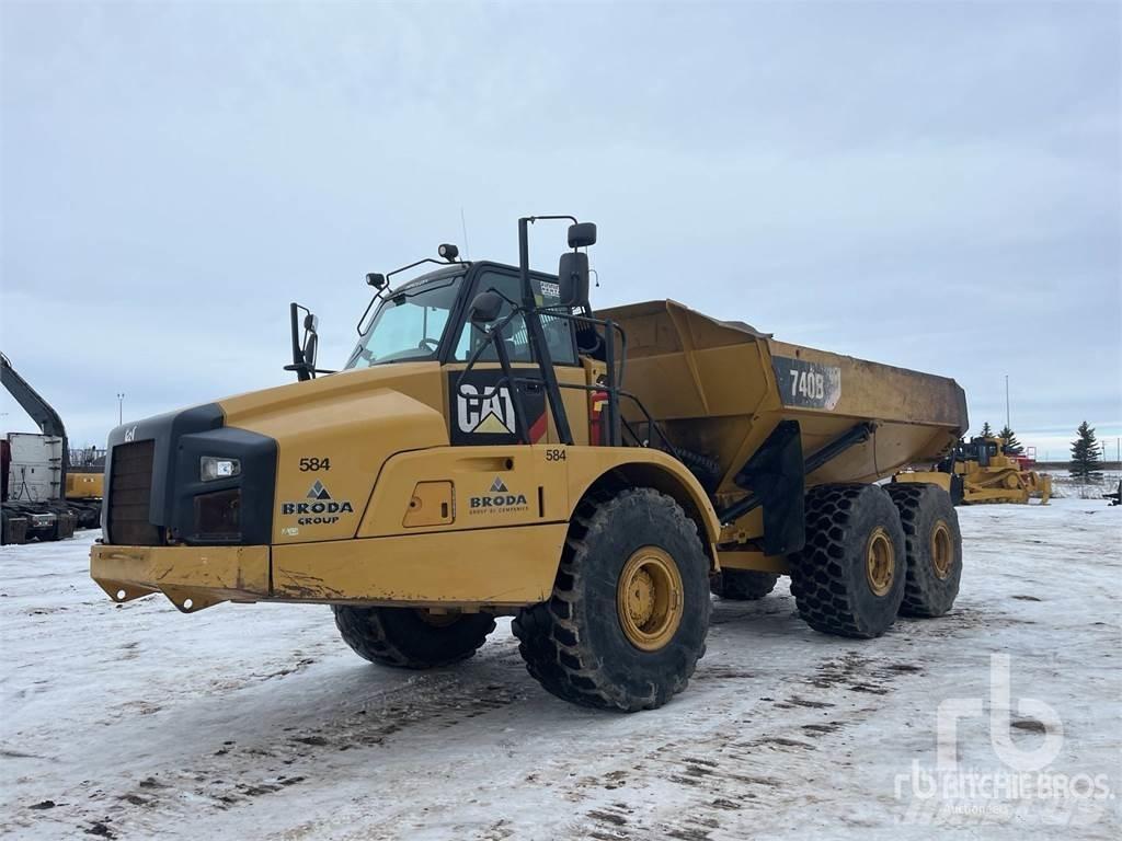 CAT 740B ساحبات مفصلية