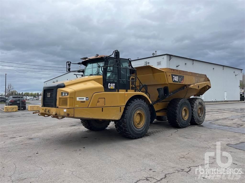 CAT 740GC ساحبات مفصلية