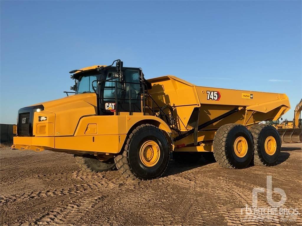 CAT 745 ساحبات مفصلية