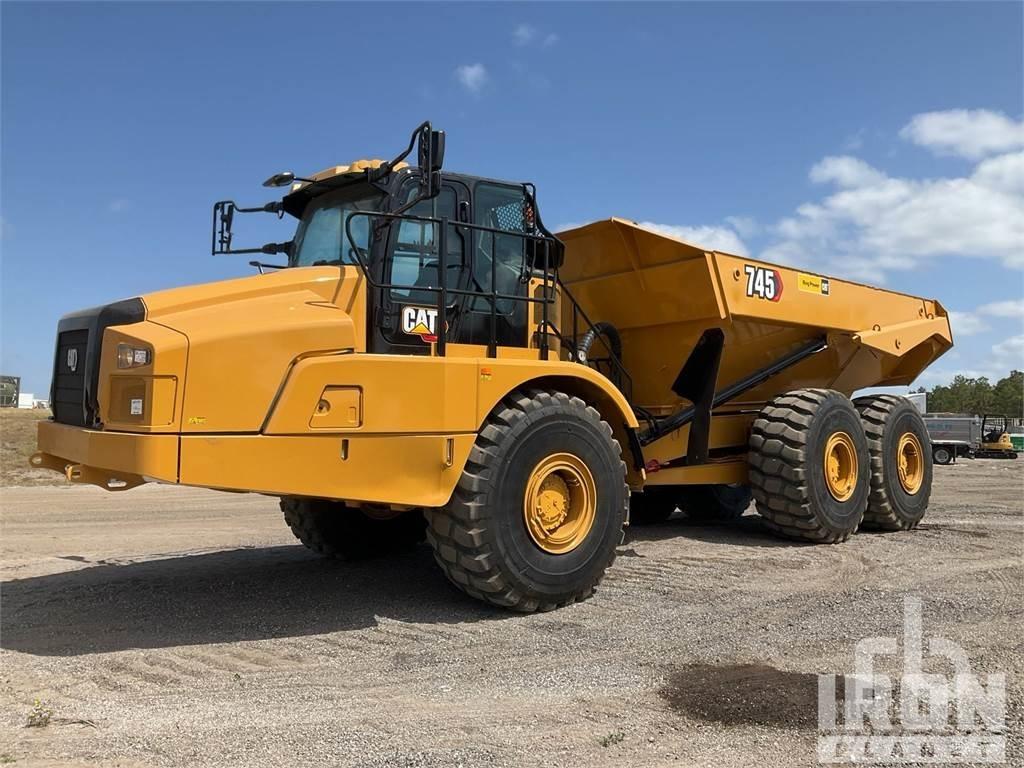 CAT 745 ساحبات مفصلية