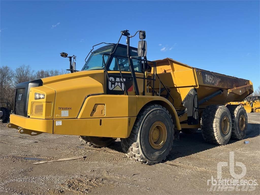 CAT 745C ساحبات مفصلية