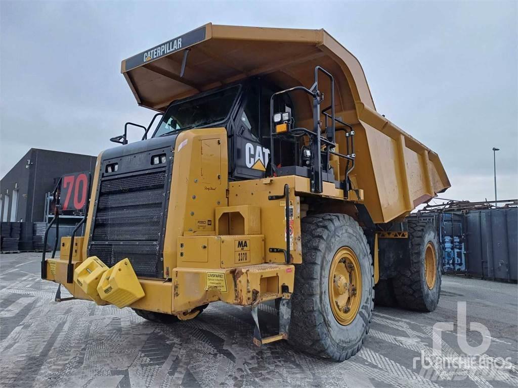 CAT 772G شاحنات المخلفات الصلبة