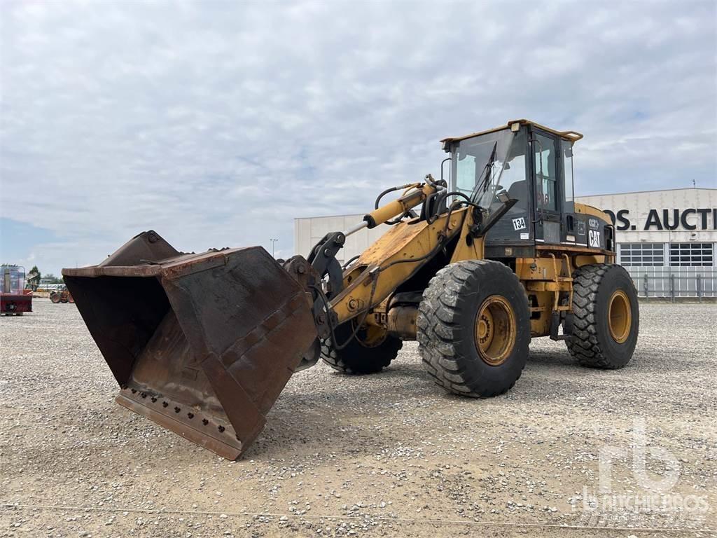 CAT 924G لوادر بعجل
