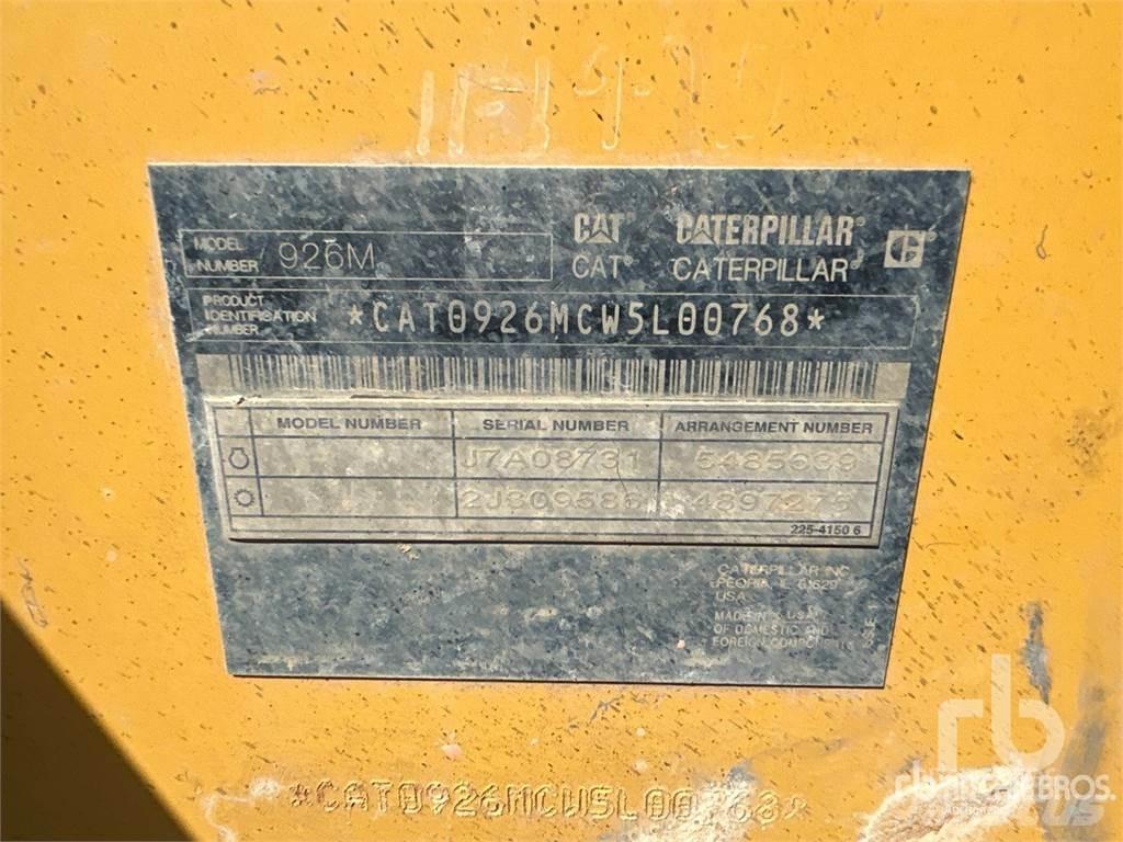CAT 926M لوادر بعجل