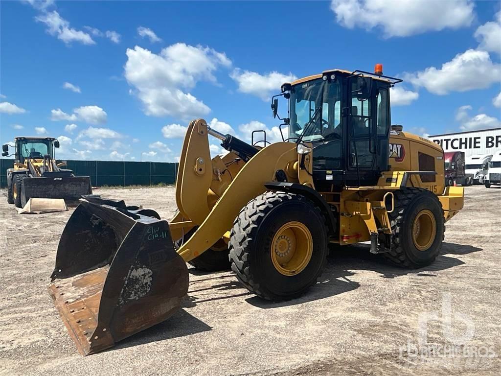 CAT 930M لوادر بعجل