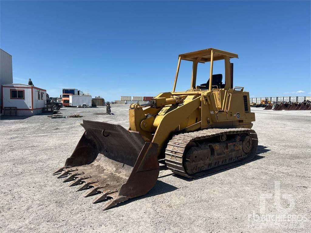 CAT 953 لوادر زحافة
