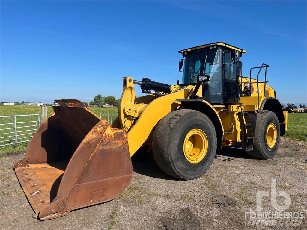 CAT 972M لوادر بعجل