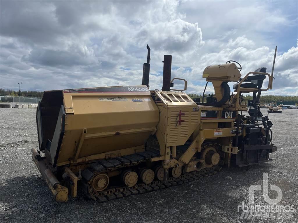 CAT AP-650B معدات السفلتة