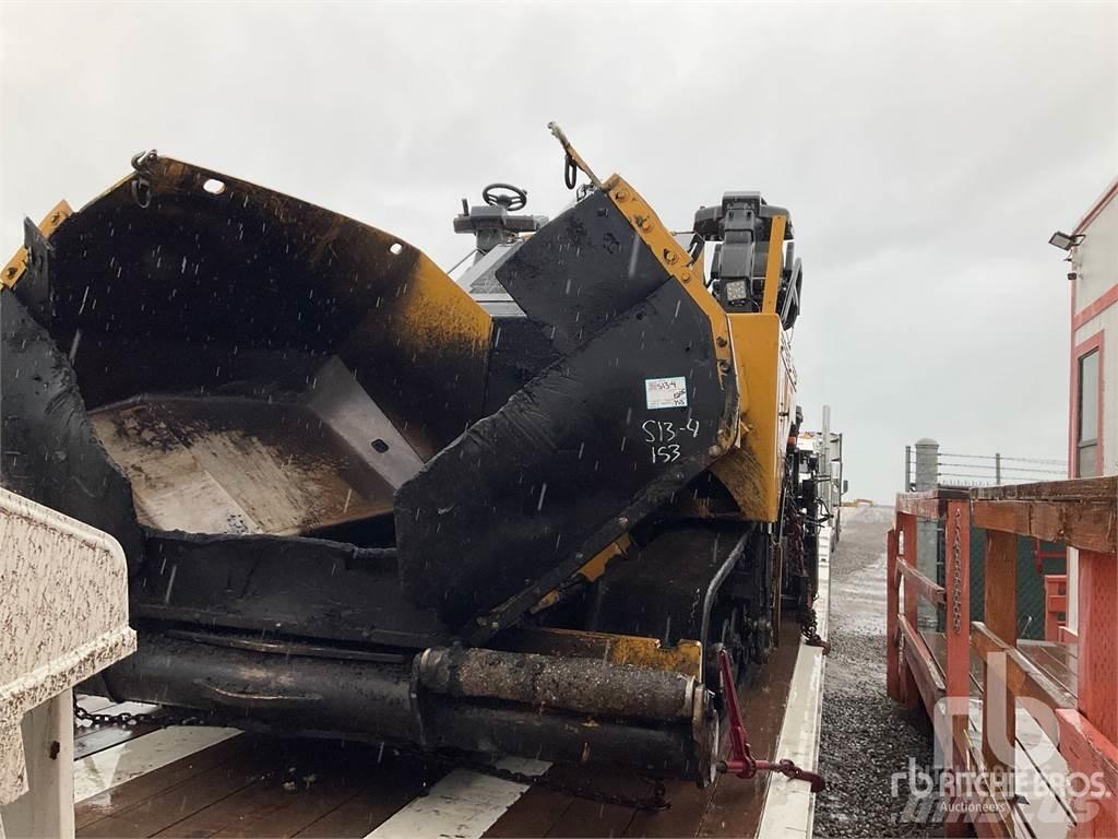 CAT AP655F معدات السفلتة
