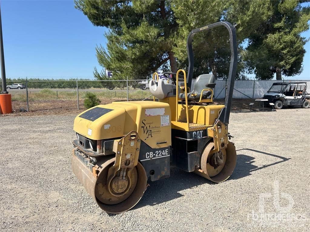 CAT CB224E مداحل ثنائية الاسطوانة