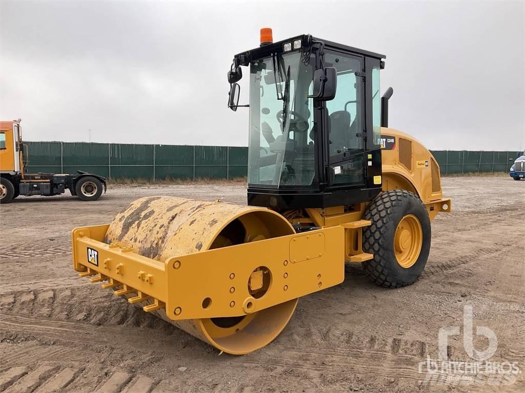 CAT CS44B ضاغطات التربة