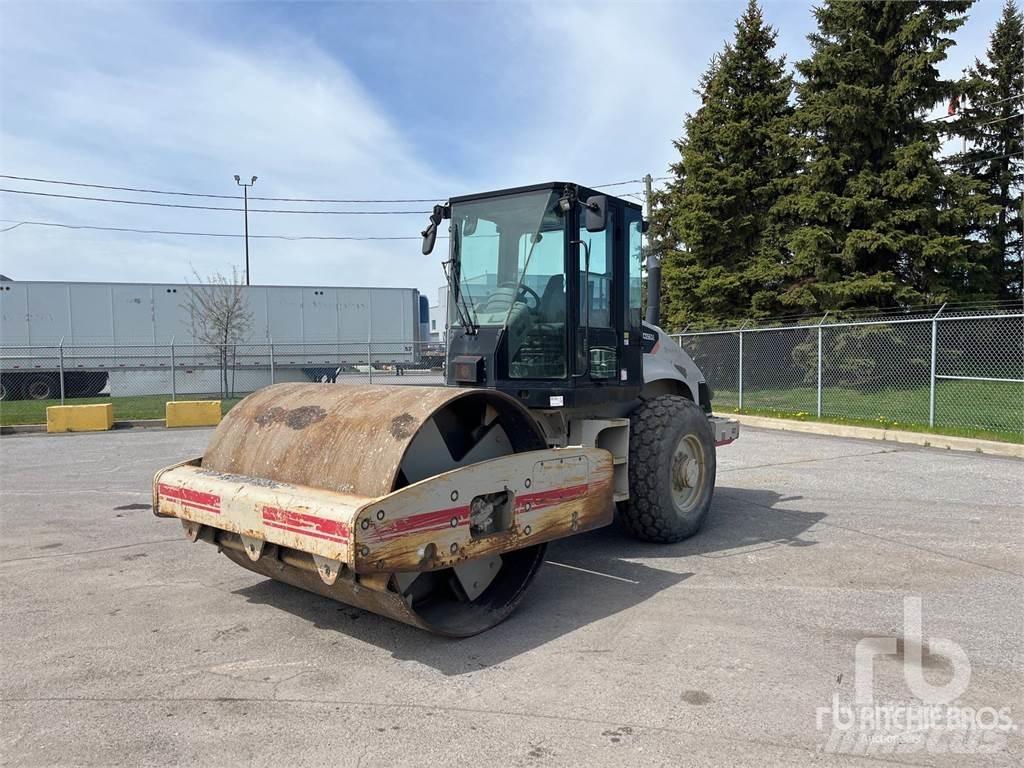 CAT CS563E ضاغطات التربة
