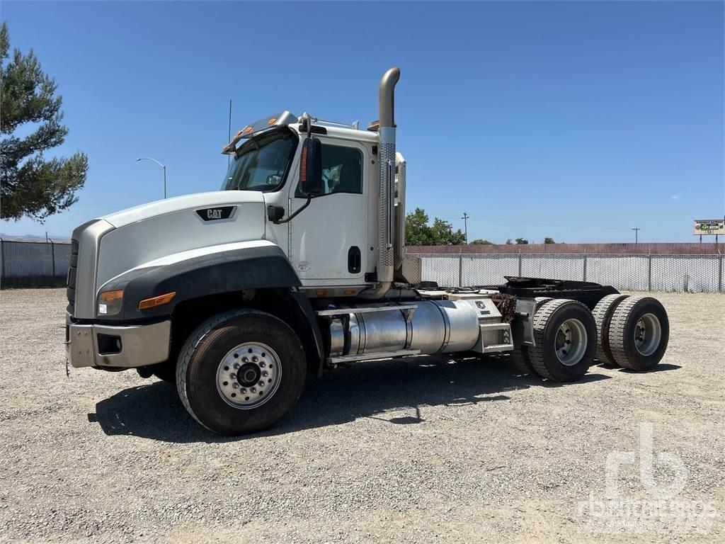 CAT CT660 وحدات الجر