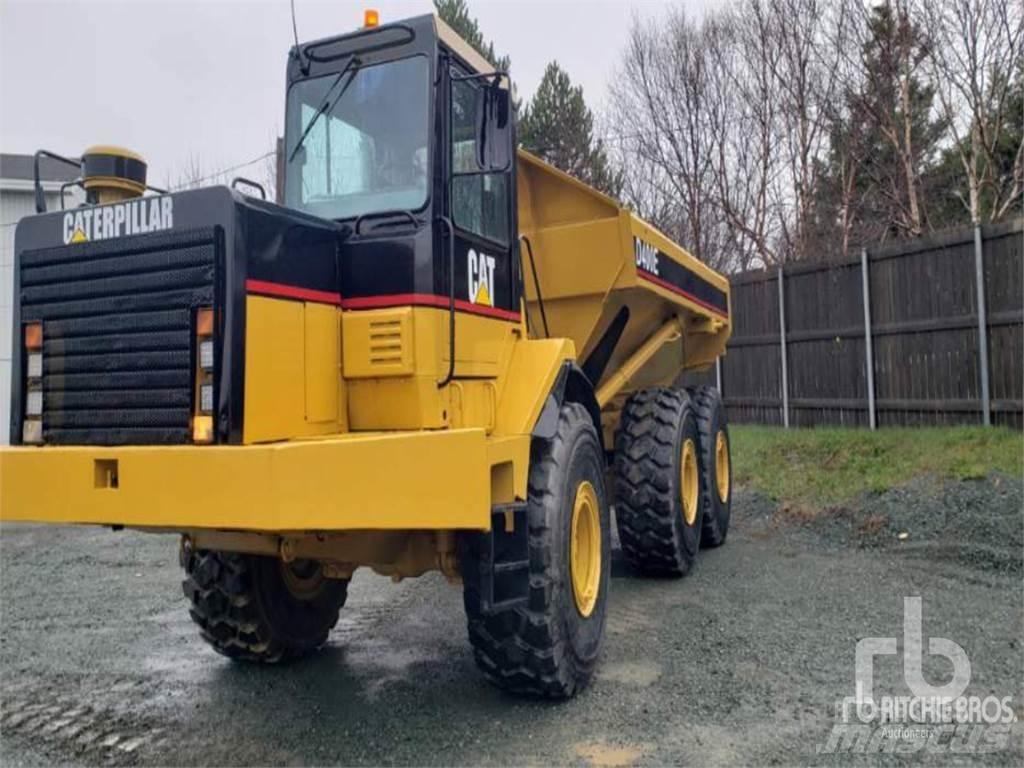 CAT D400E ساحبات مفصلية