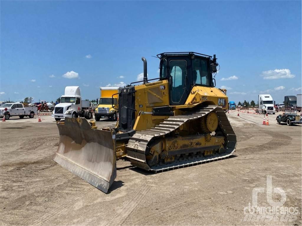 CAT D5 LGP بلدوزرات مجنزرة