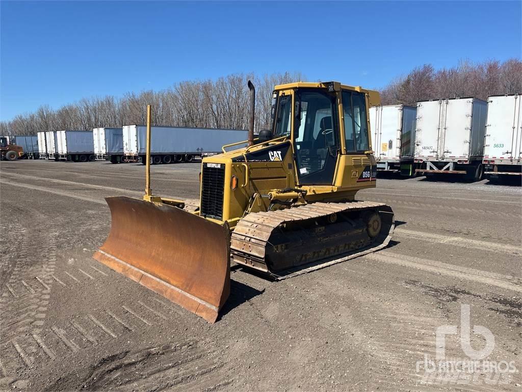 CAT D5G LGP بلدوزرات مجنزرة