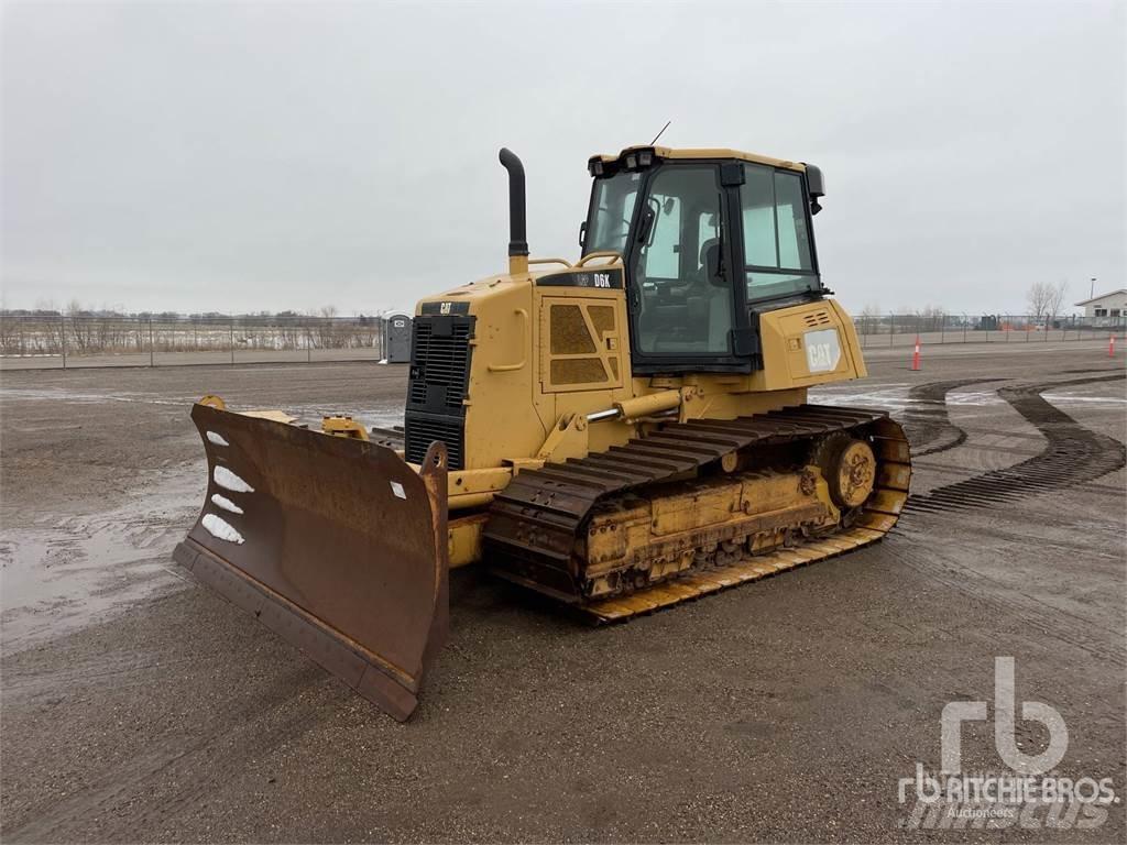 CAT D6K LGP بلدوزرات مجنزرة