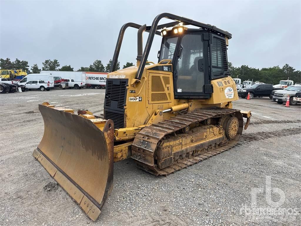 CAT D6K XL بلدوزرات مجنزرة