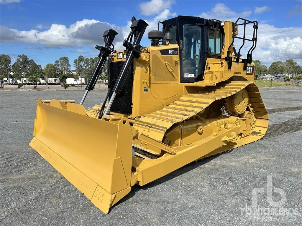 CAT D6T LGP بلدوزرات مجنزرة