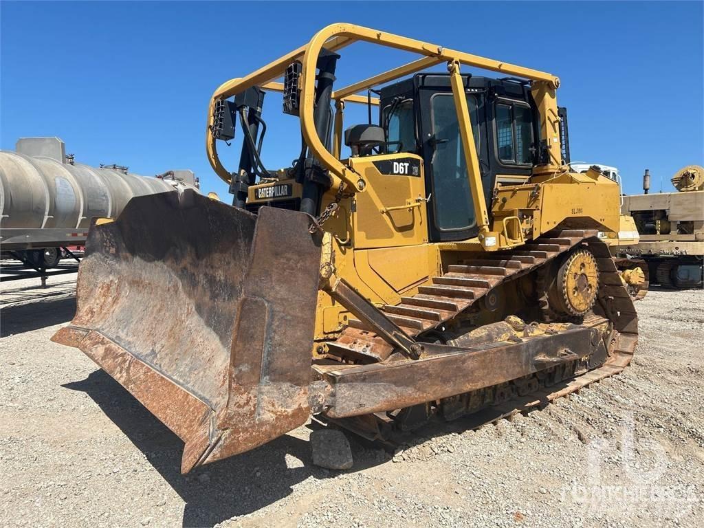 CAT D6T XW بلدوزرات مجنزرة