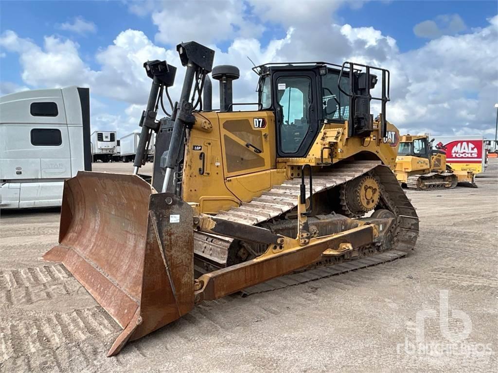 CAT D7 LGP بلدوزرات مجنزرة