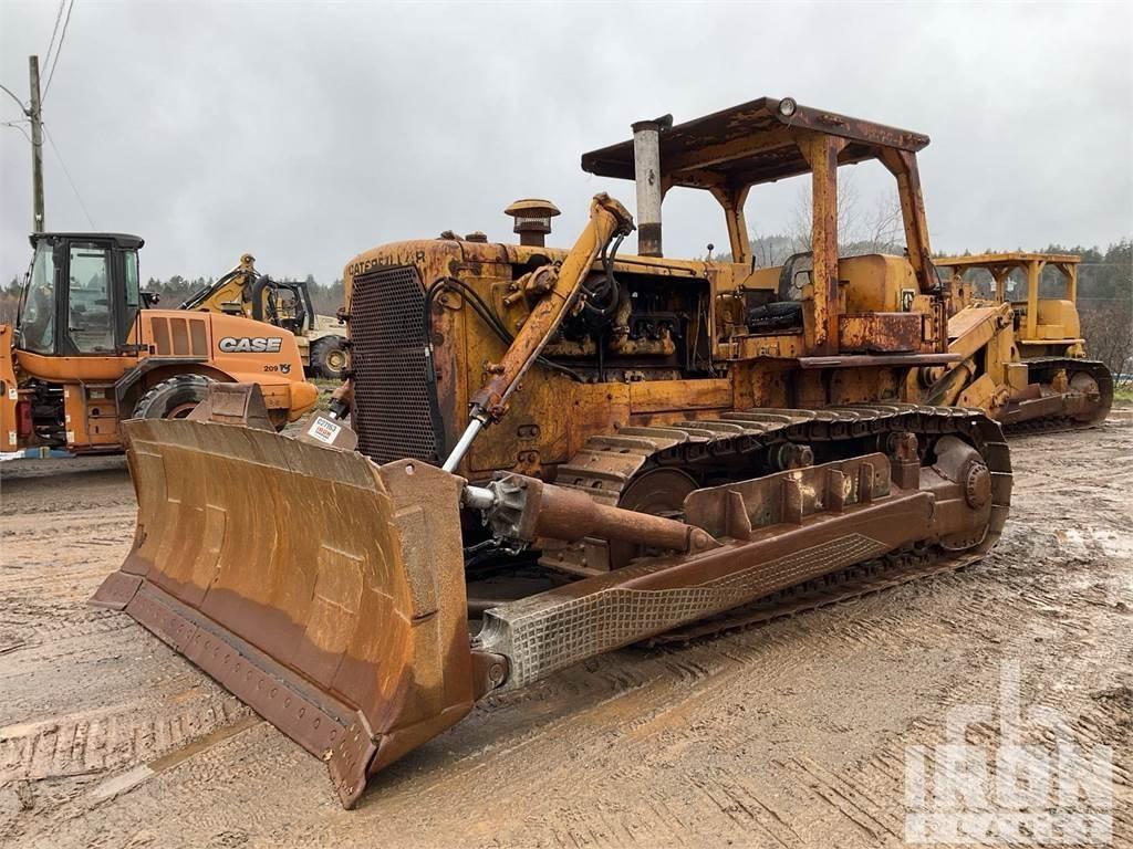 CAT D8H بلدوزرات مجنزرة