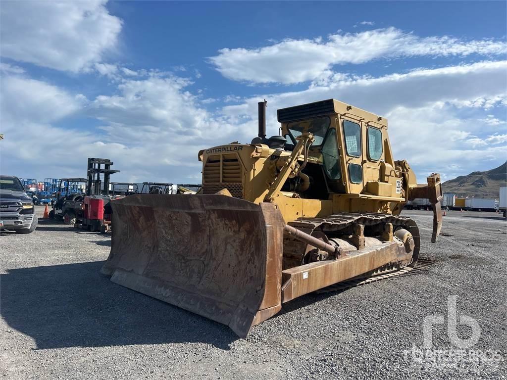CAT D8K بلدوزرات مجنزرة