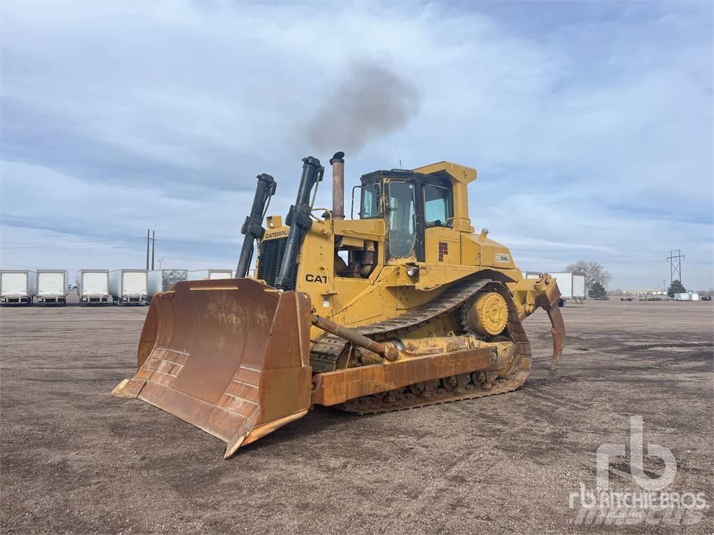 CAT D8L بلدوزرات مجنزرة