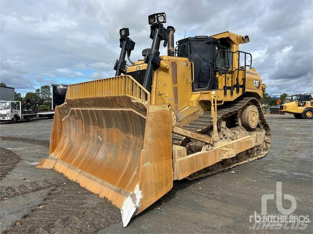 CAT D9T بلدوزرات مجنزرة