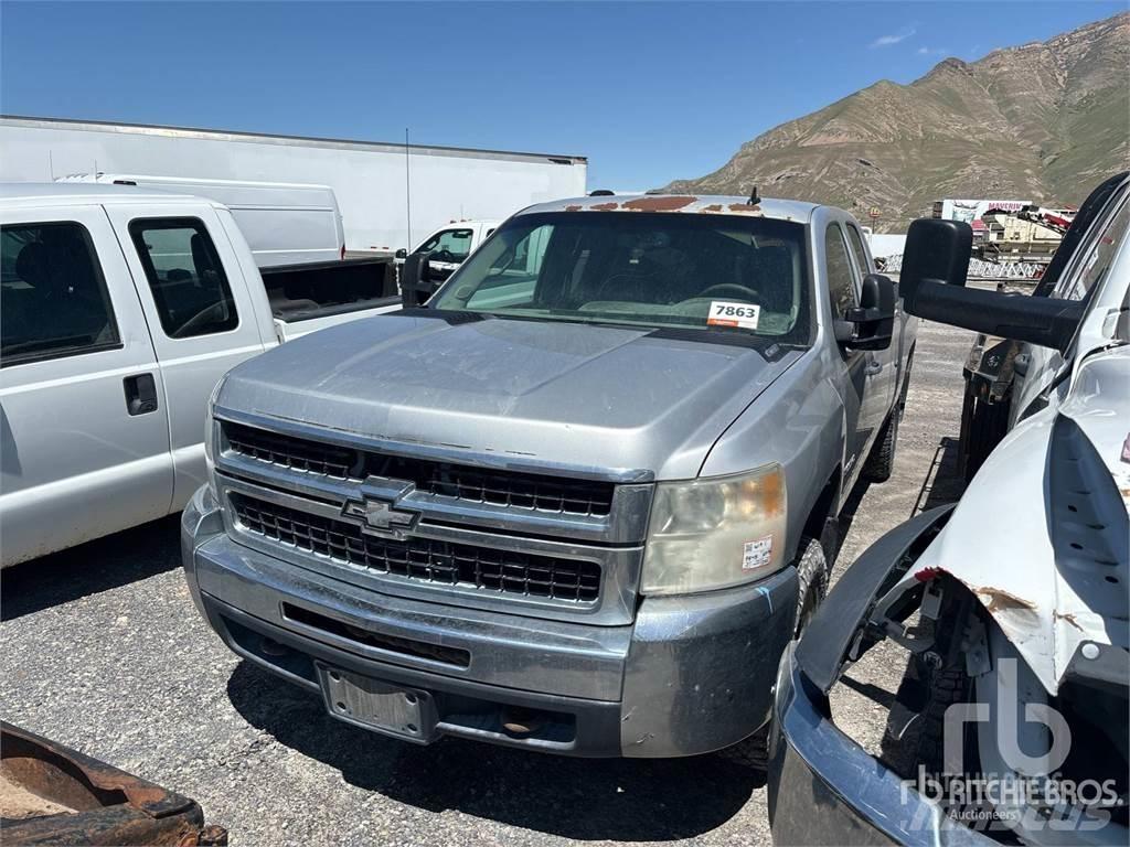 Chevrolet 2500 شاحنات خفيفة/مفصلية الجوانب