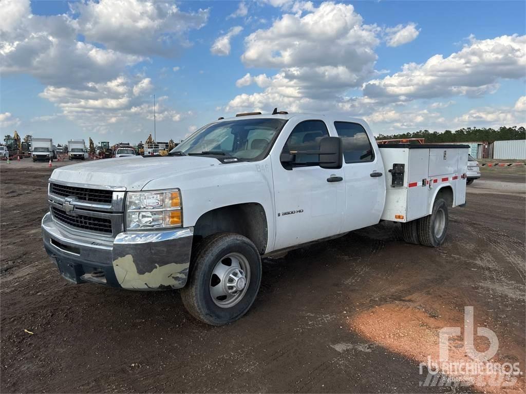 Chevrolet 3500 مركبات الأغراض العامة