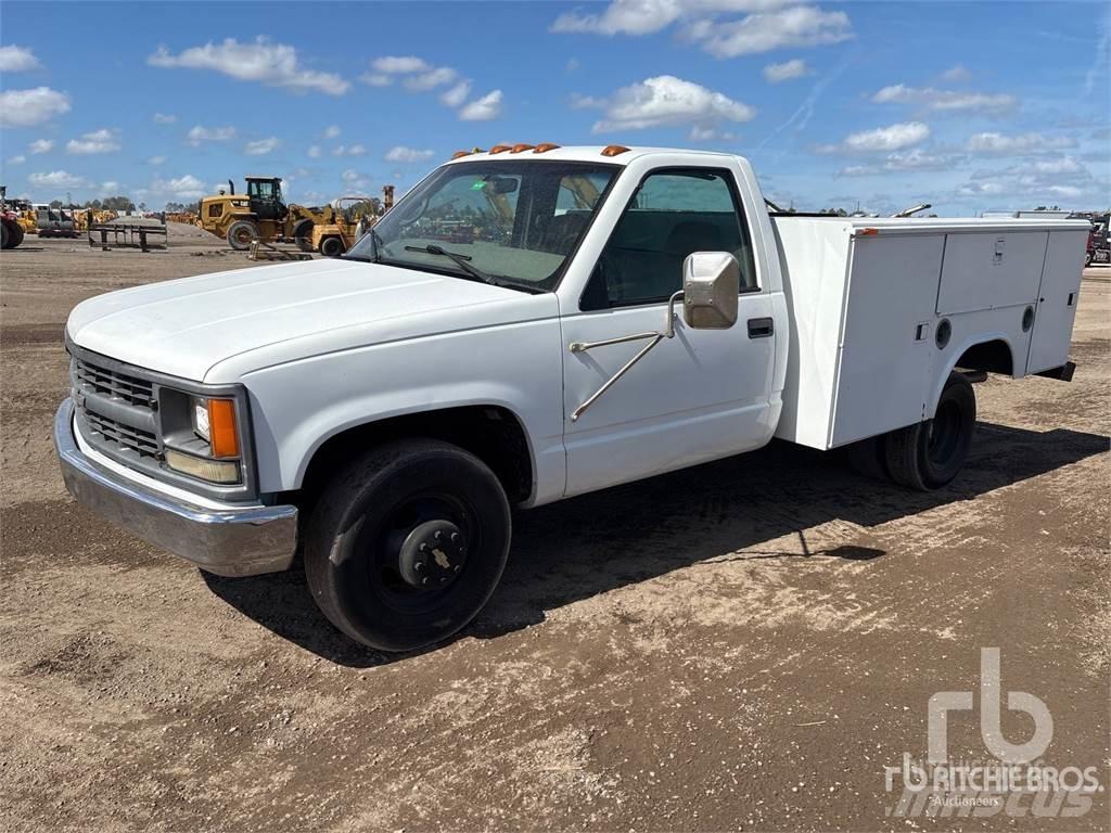 Chevrolet 3500 مركبات الأغراض العامة