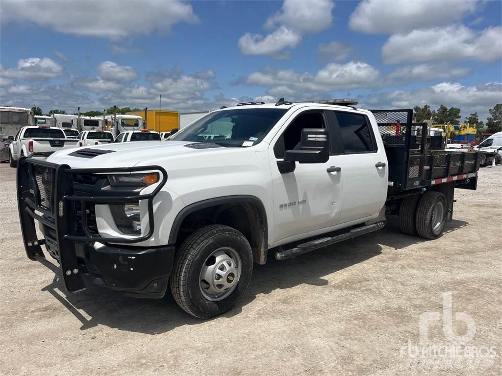 Chevrolet 3500 شاحنات مسطحة/مفصلية الجوانب